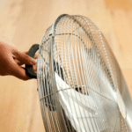 20" Ventilateur de sol chromé pour salle de sport – Image 3